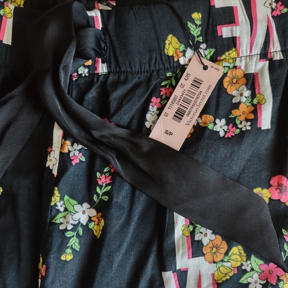 VS Lightweight Lounge/Sleep Pants NWT - Picture 11 of 11